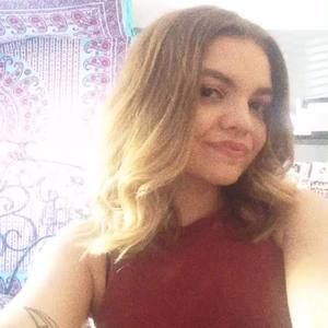 Meet your Posher, Alexis